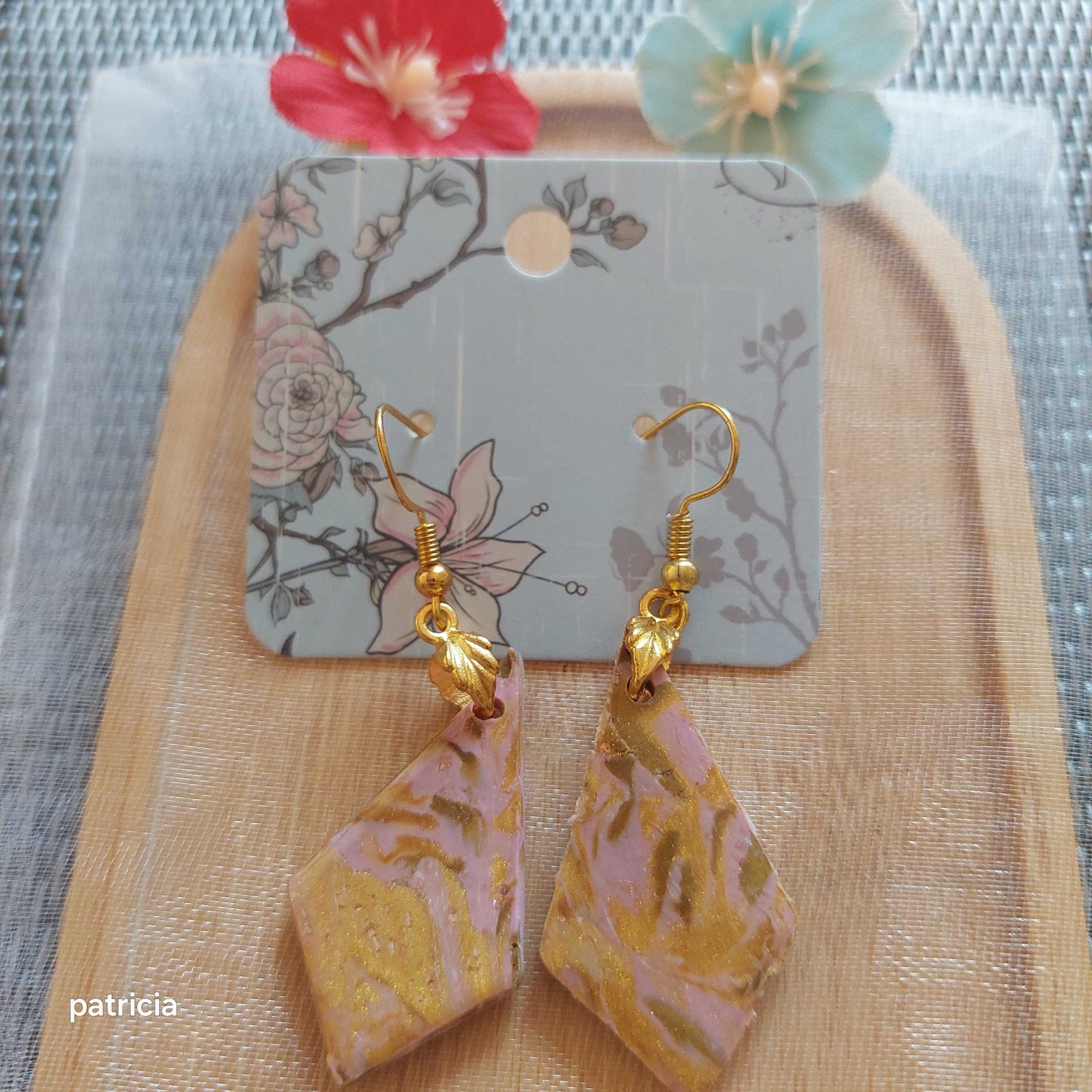 Boucles d'oreilles Mila éclats Dorés.